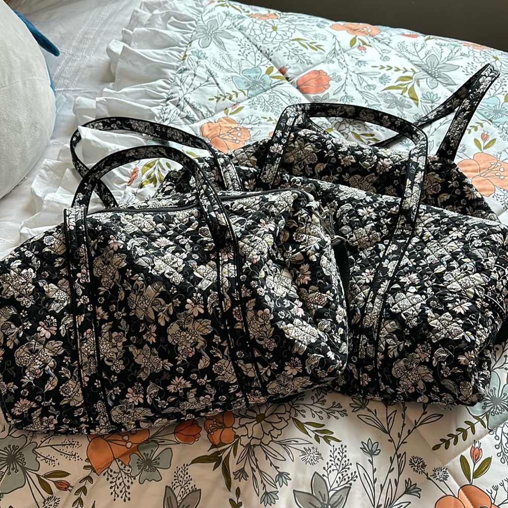 Verra Bradley duffel bag set of 2